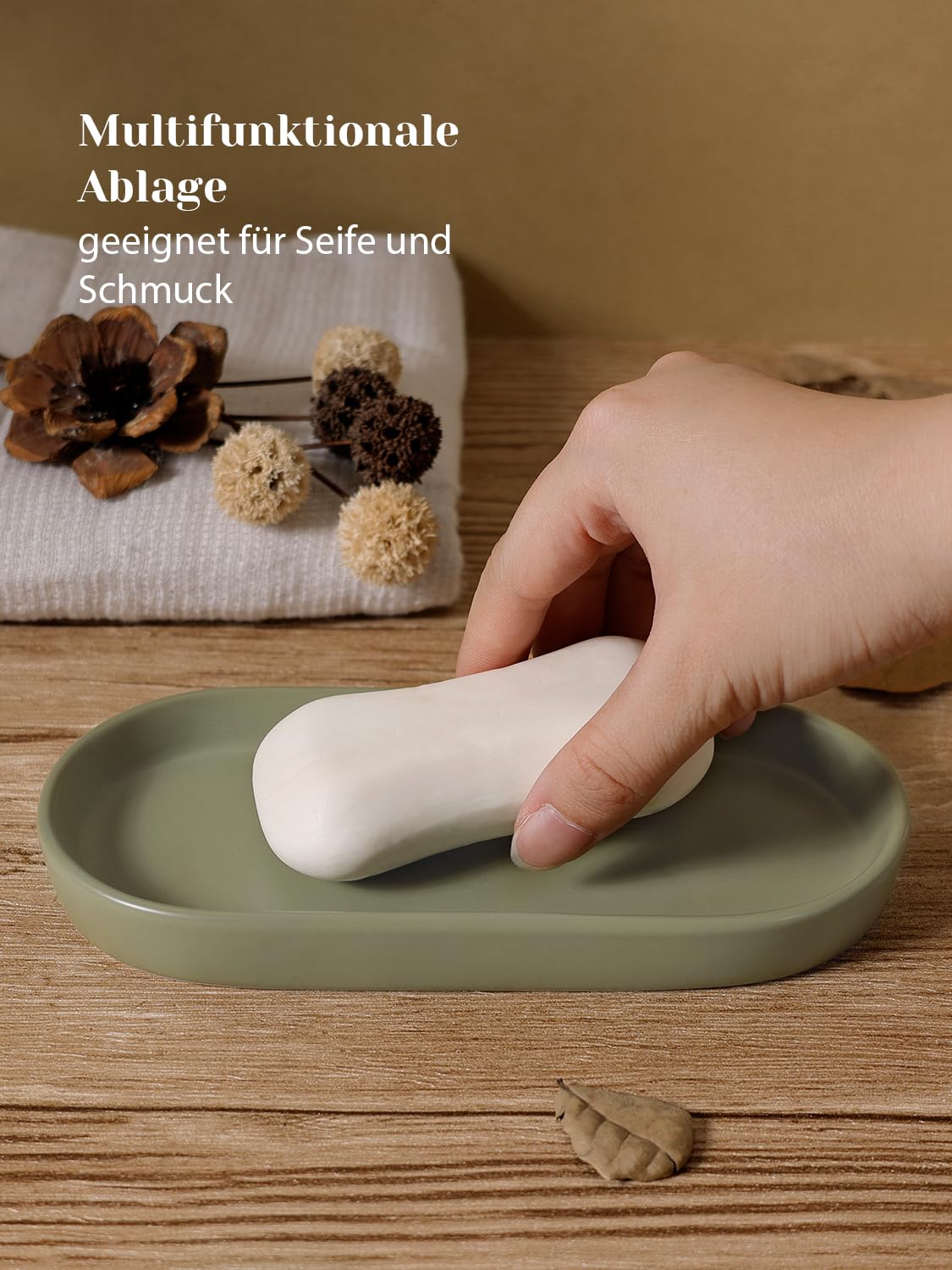 Badezimmer Zubehör Set Grün, 3-Teilig Keramik Bad Set Praktisch Bad Zubehör Set mit Schmal Seifenspender, Zahnputzbecher & Ablageschale für Bad, Waschbecken