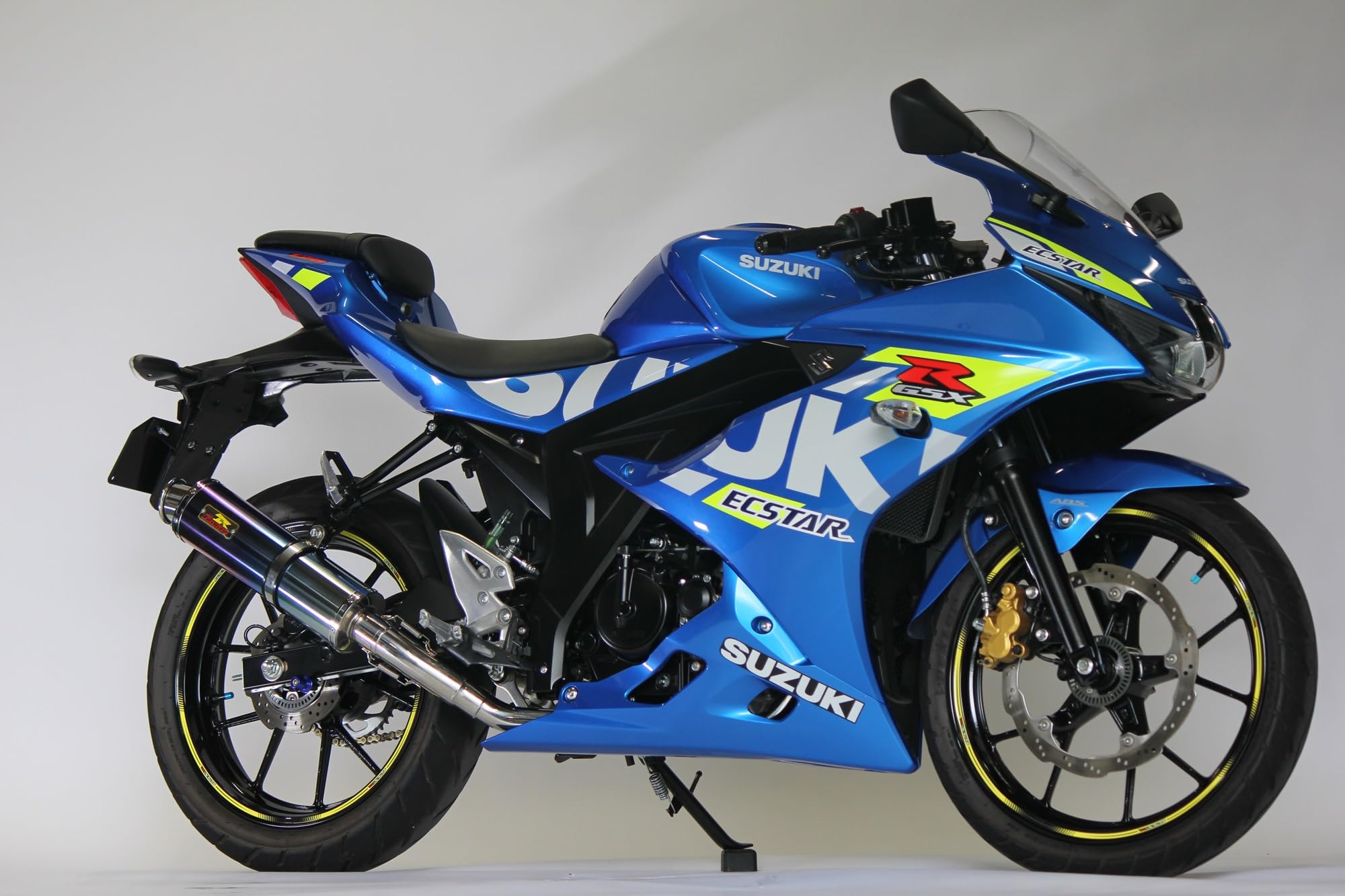 Amazon | Realize GSX-R125 バイクマフラー 8BJ-DL32D 22Racing Ti 
