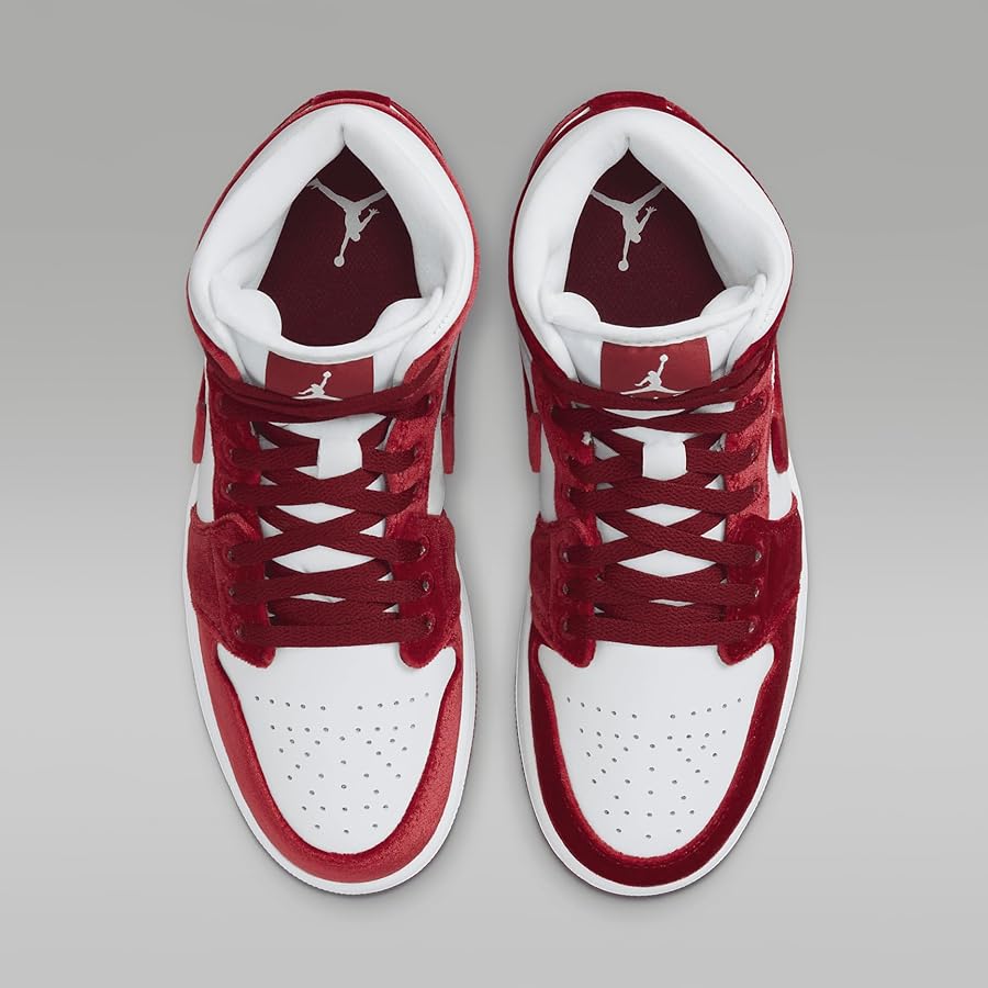 Amazon.com | Air Jordan 1 Mid SE Women's Shoes (FZ3334-100, White