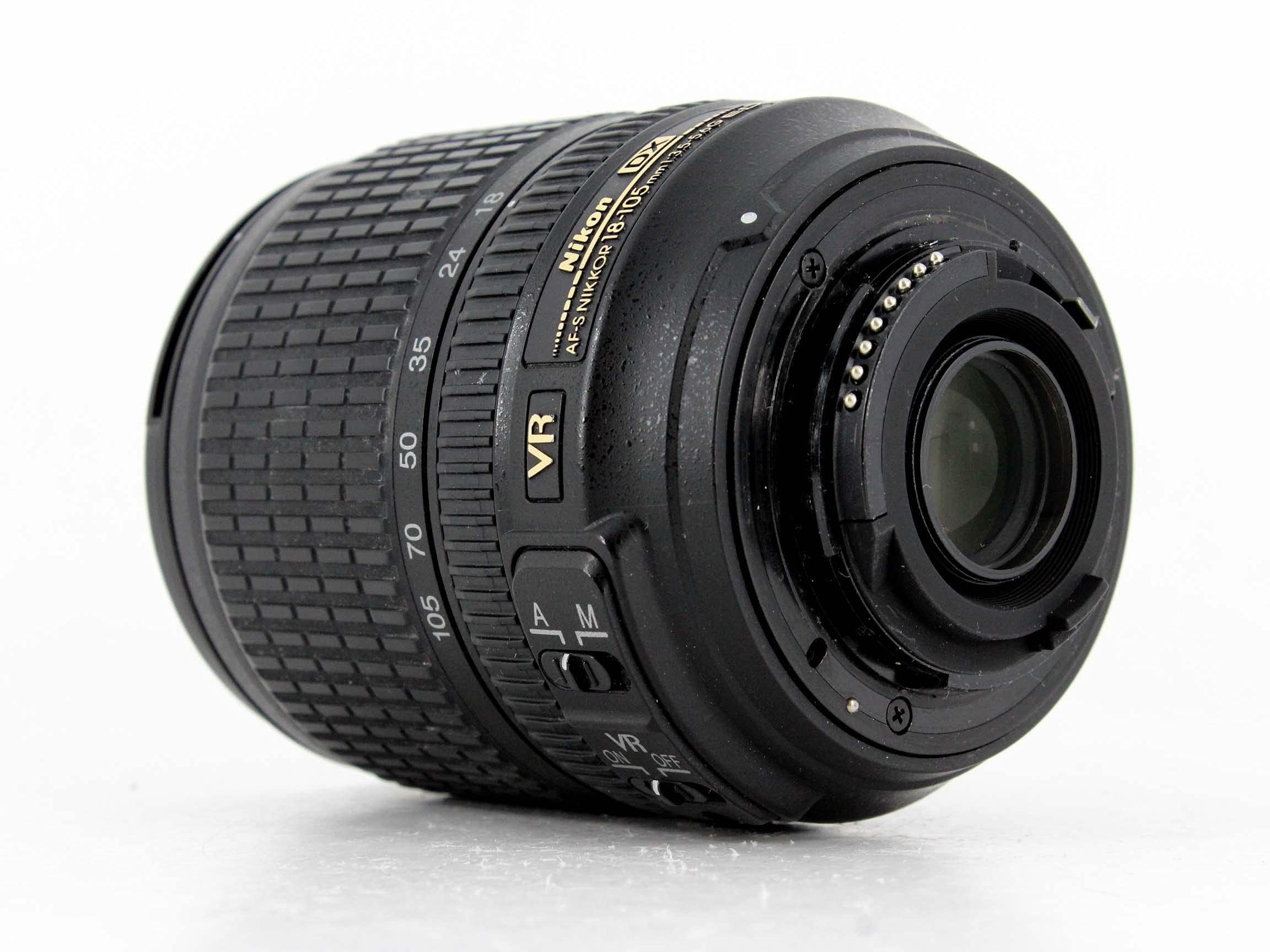Nikon D90 Appareil photo numérique Reflex 12.3 Kit Objectif AF-S DX VR 18-105 mm Noir