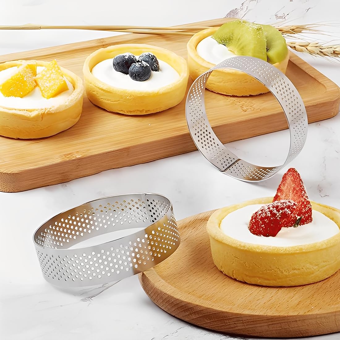 6 Anelli Microforati Per Crostate In Acciaio Inox 430 – Diametro 6 Cm Con Fori Di Sfiato – Stampo Per Mini Torte, Pizze E Muffin – Pasticceria Professionale