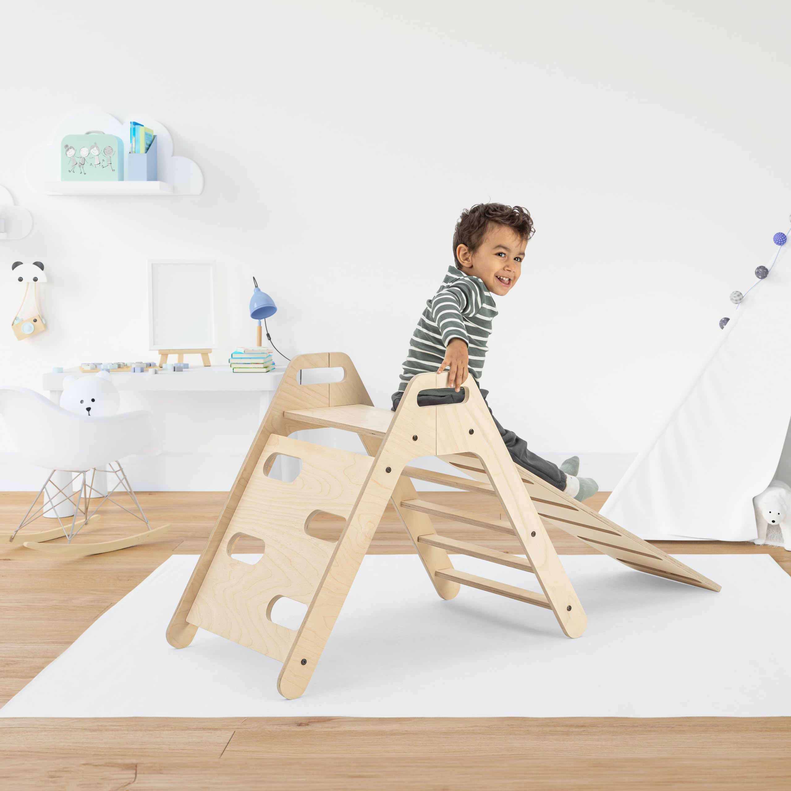 Mamatoyz 15PIKYKAY Trójkąt Pikler i zjeżdżalnia Slide &Climb, Trójkąt wspinaczkowy Montessori ze zjeżdżalnią, zestaw wspinaczkowy, składany, do wnętrz, trójkąt Pikler zamykanego