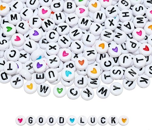 Amaney - 1200 cuentas redondas de acrílico blanco del alfabeto A-Z de 0.157 x 0.276in, incluye 100 cuentas de corazón y cuentas de números para
