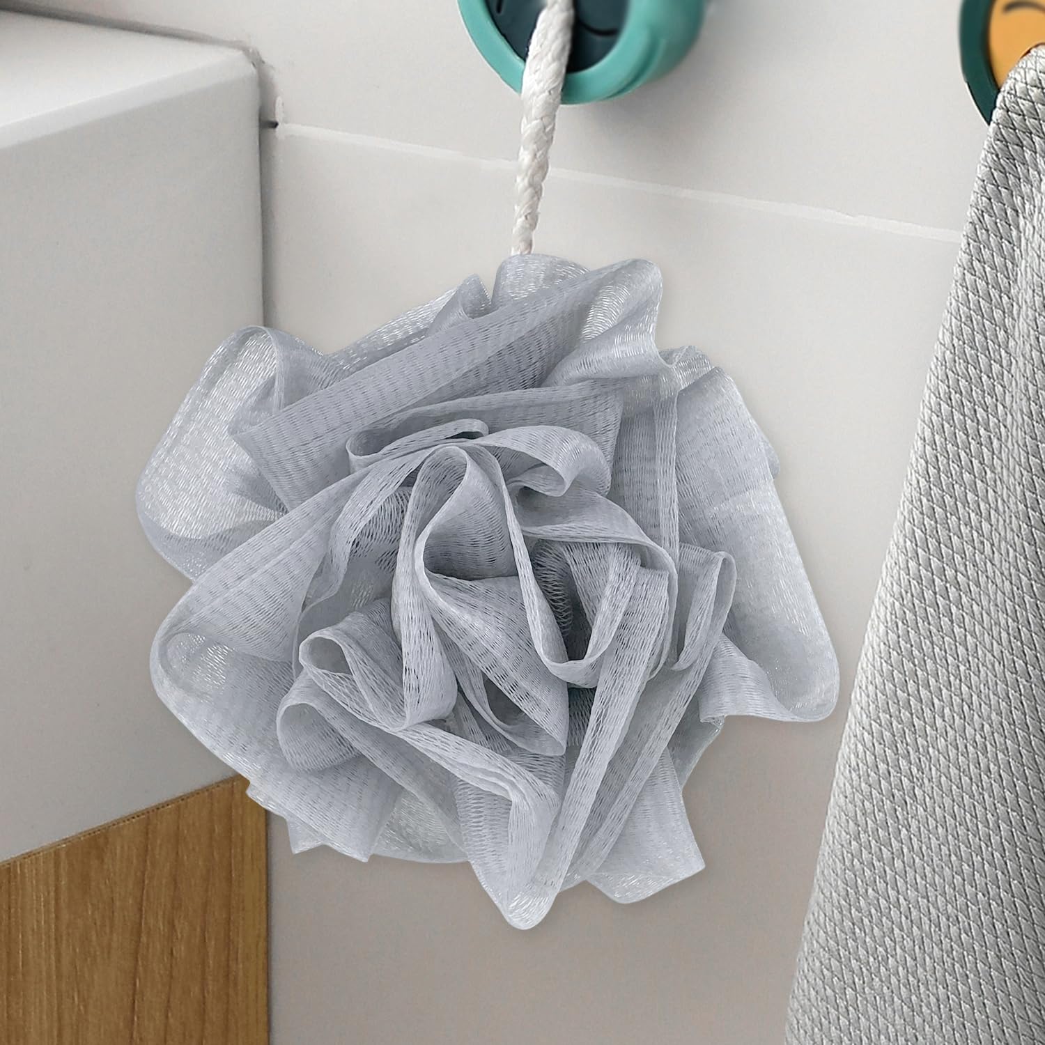 2-In-1 Bath Sponge, Shower Puff Loofah Shower Puff Loofah Sponge Bath Scrunchies Scrubbing and Cleaning - Image 4