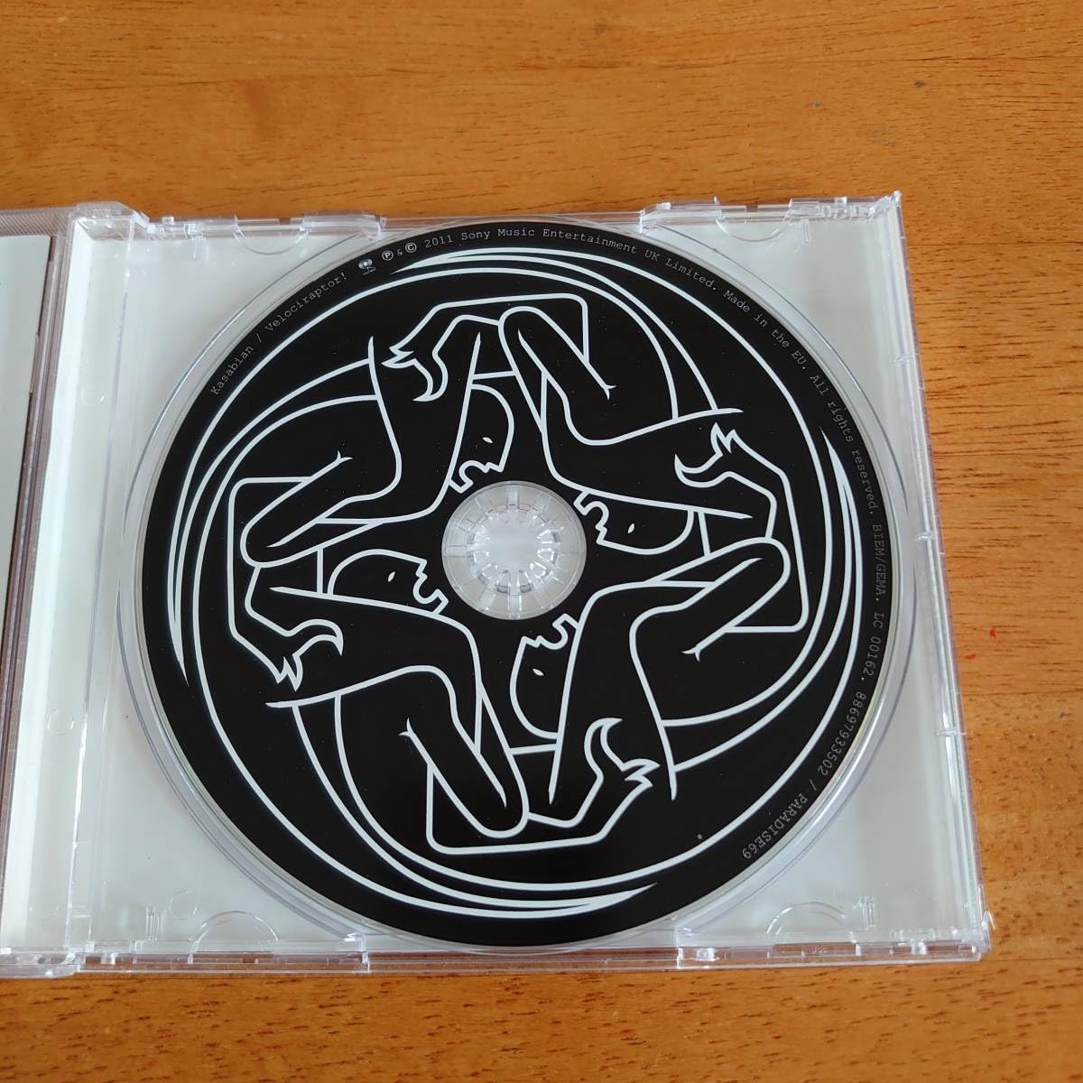 Amazon | KASABIAN/VELOCIRAPTOR! カサビアン/ヴェロキラプトル! 通常