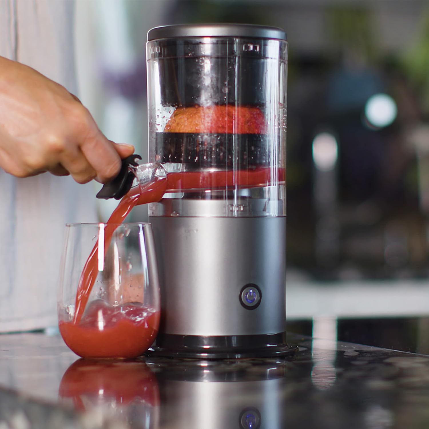 Livington JuiceBoost Centrifugeuse sans fil portable avec réservoir de récupération de 250 ml, petit presse-agrumes pour fruits et légumes