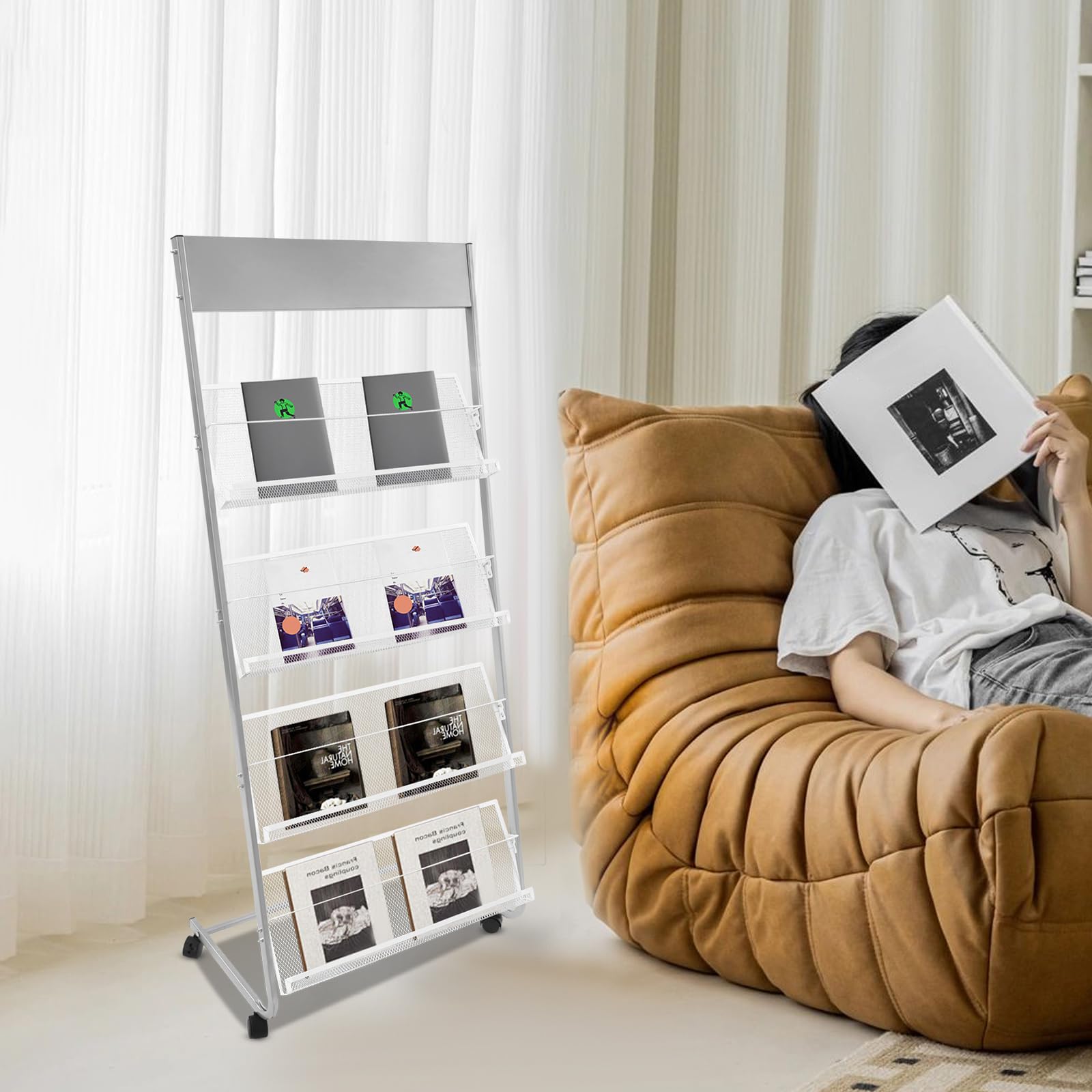 Zeitschriftenständer Zeitungsständer Modern Metall Magazinhalter 4 Ebenen Rollregal Freistehend mit Rädern für Büro Empfangsbereiche Wartezimmer und Studios (Silber)