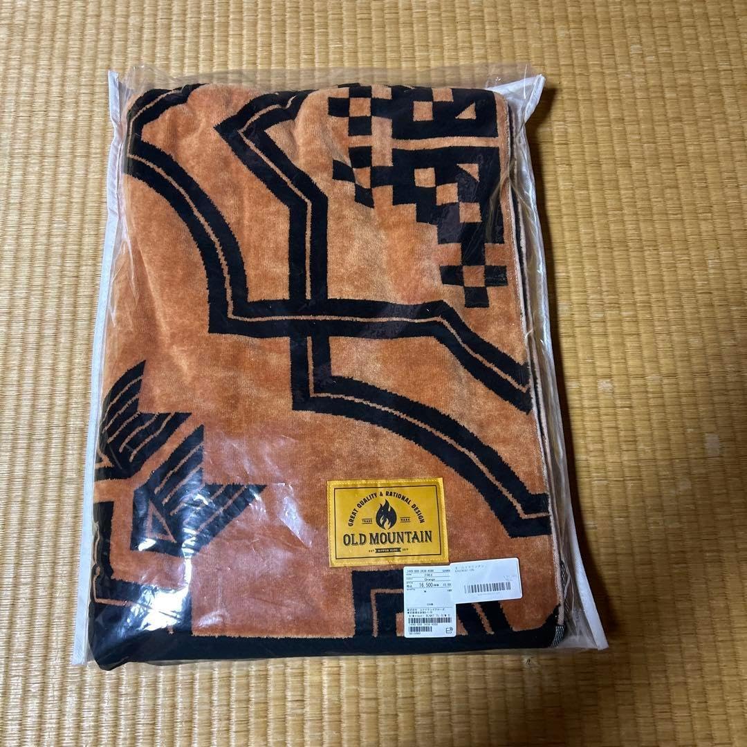 OLDMOUNTAIN オールドマウンテン kakemono キャメル kakemono OLD MOUNTAIN キャメル カケモノ ① ② kakemono