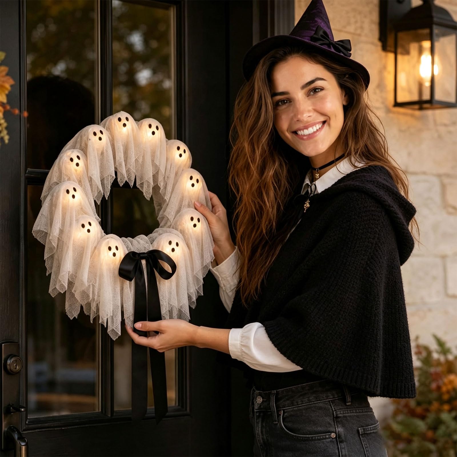 Ghirlanda Fantasma Luminosa di Halloween da 30/35 cm, Decorazione Bianca | Con Telecomando, A Batteria & Facile da Appendere, Forte Atmosfera Halloween, per Porta d’Ingresso, Parete, Festa(30cm)