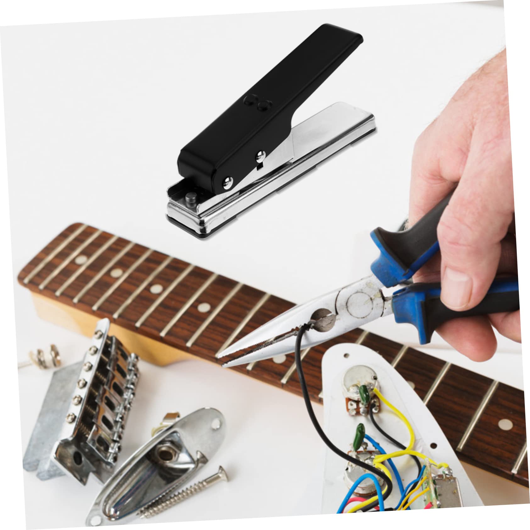 ibasenice Metal und Kunststoff Gitarrenplektrum Stanze Robust für Selbstgemacht Gitarrenplektren Personalisiert Gitarrenplektrum Hersteller Werkzeug für Dünne Gitarrenpicks