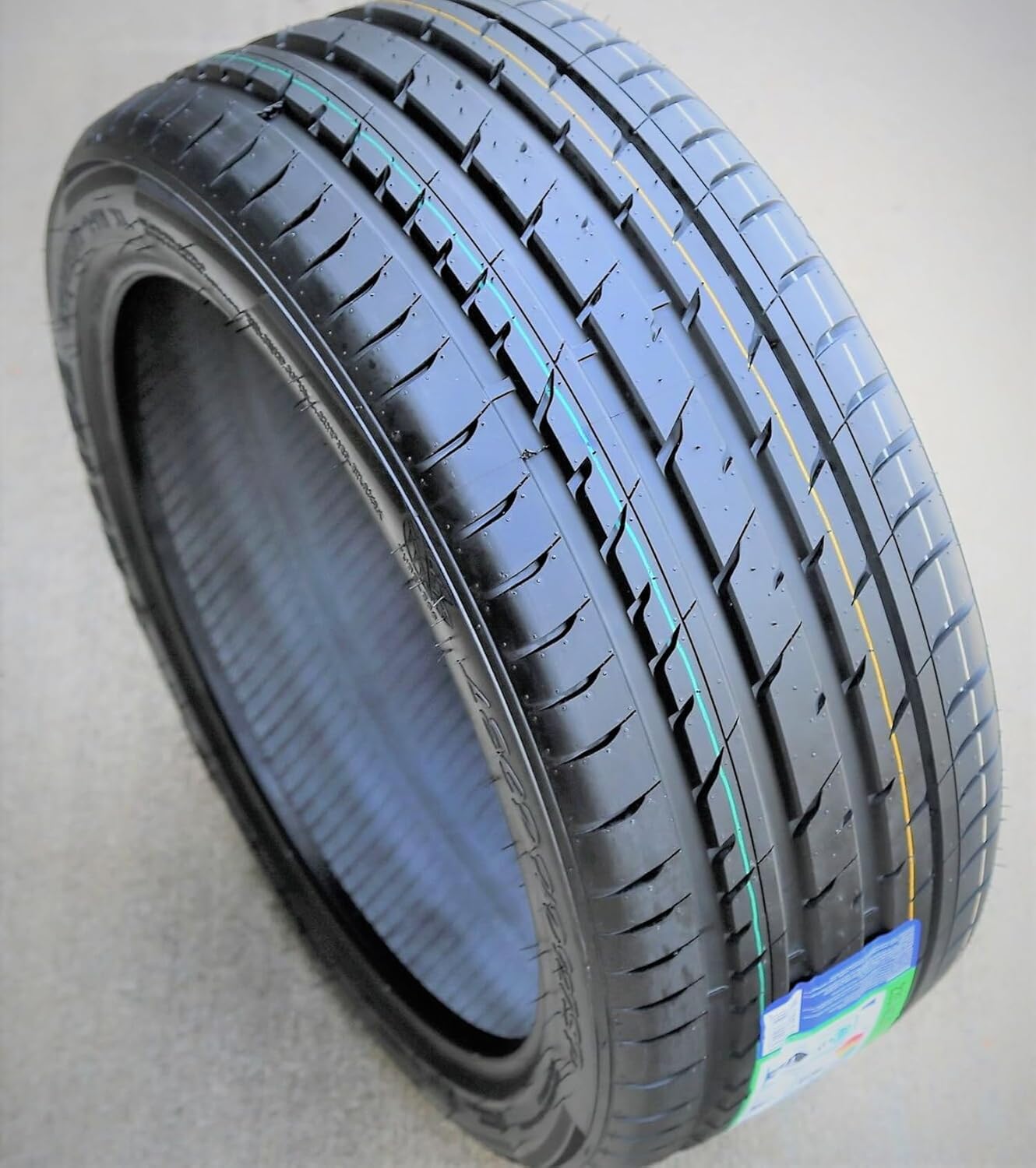 275/30ZR19 HAIDA HD927 96W SP RADIAL TIRES