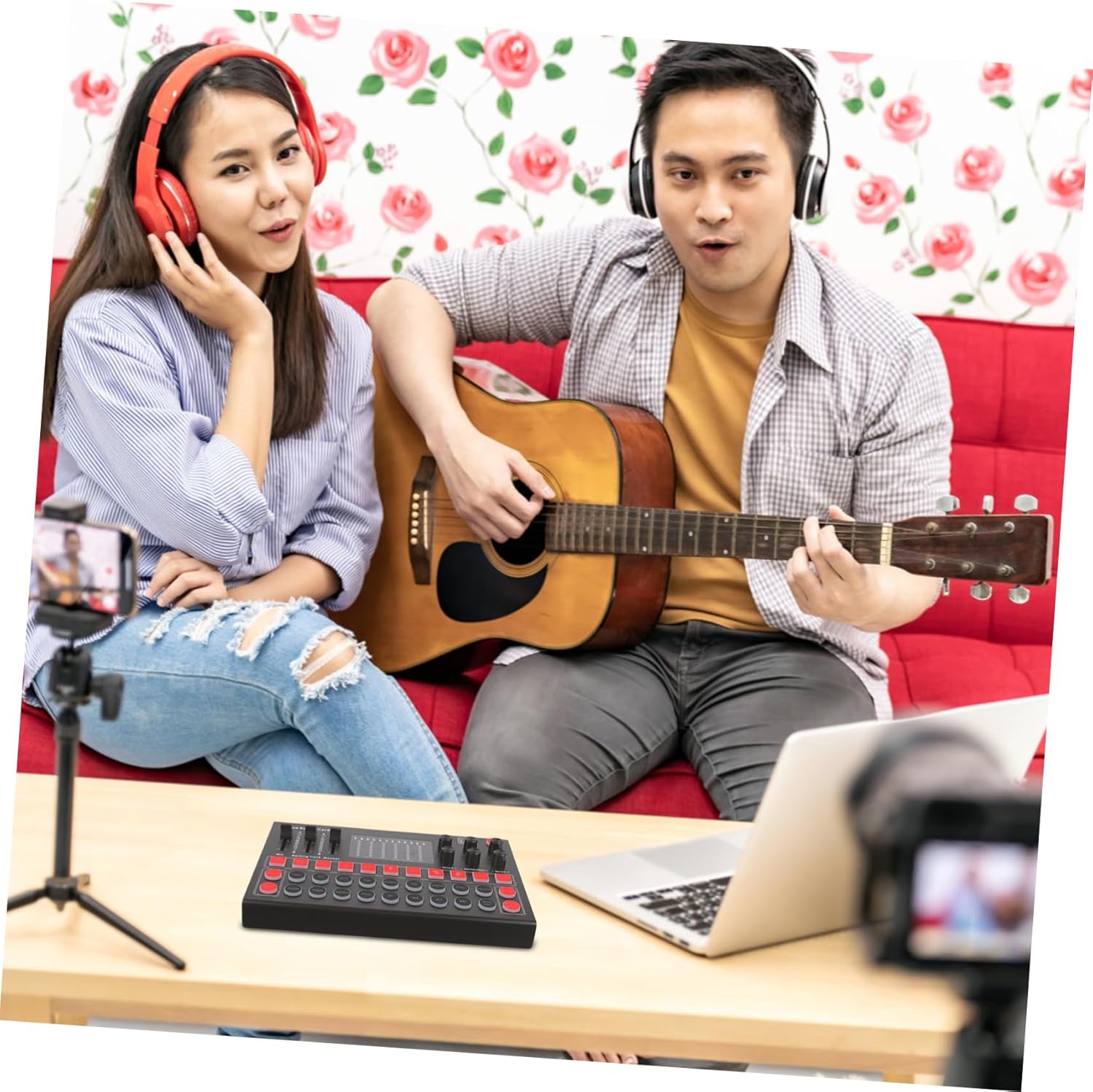 Gadpiparty Professional Audio Mixer Sound Card for Streaming Live Broadcast Equipment Voice Changer Mobile Computer Compatible