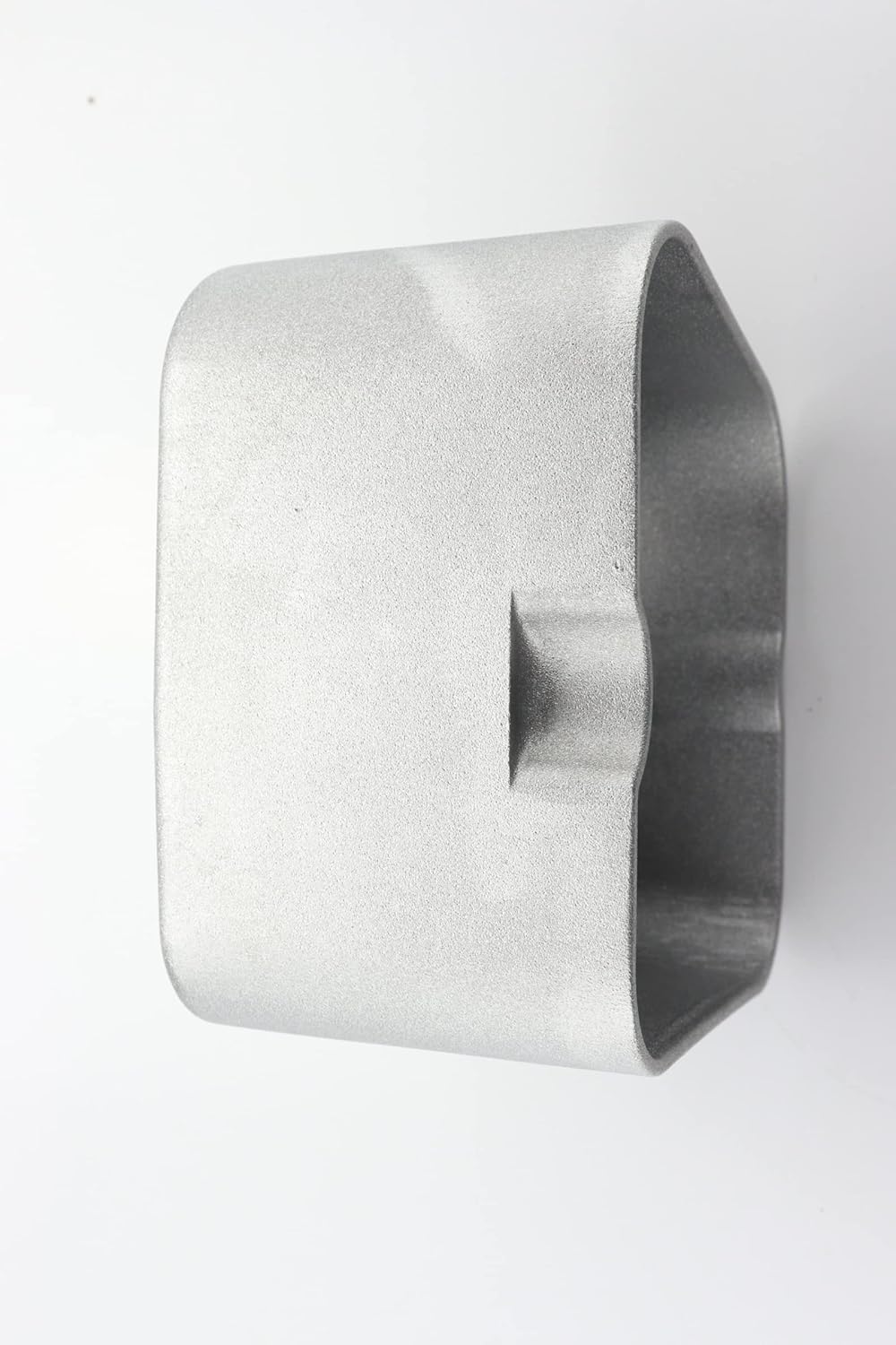 PB 3928405, 3936876, 3901895,3902666 Valve Cover with Oil Fill Hole Compatible for Dodge, Cummins 4BT, 6BT 12V Engine.