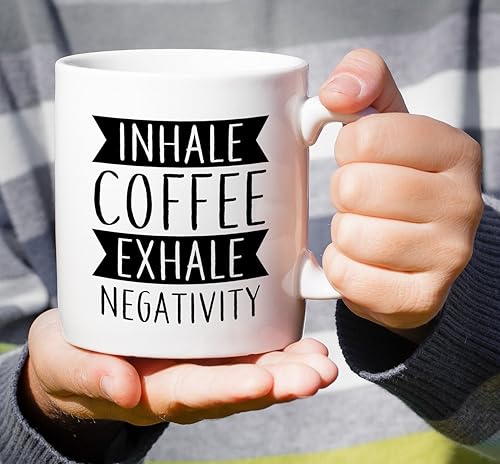 Miniatura 9 de Retreez Divertida taza de yoga con texto en inglés "I Do Yoga Because Punching People Is Frowned Upon Meditation", tazas de café de cerámica de 11