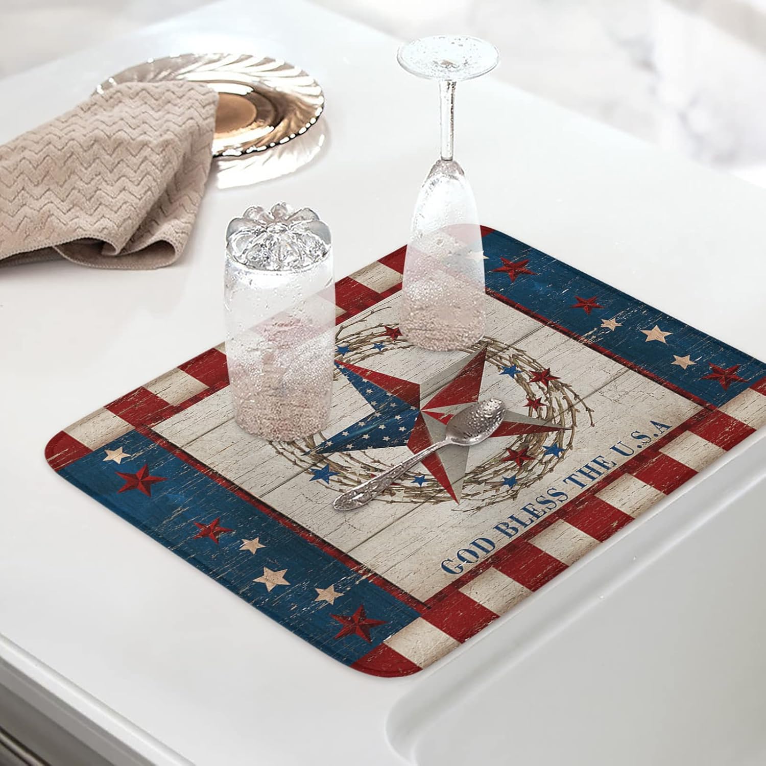 4th of July Dish Drying Mat for Kitchen Counter Rustic American Barn Star Stripes Drying Pad Absorbent Drying Mats for Countertops Sinks Draining Racks Wood Grain Drainer Independence Day Decor 18x24