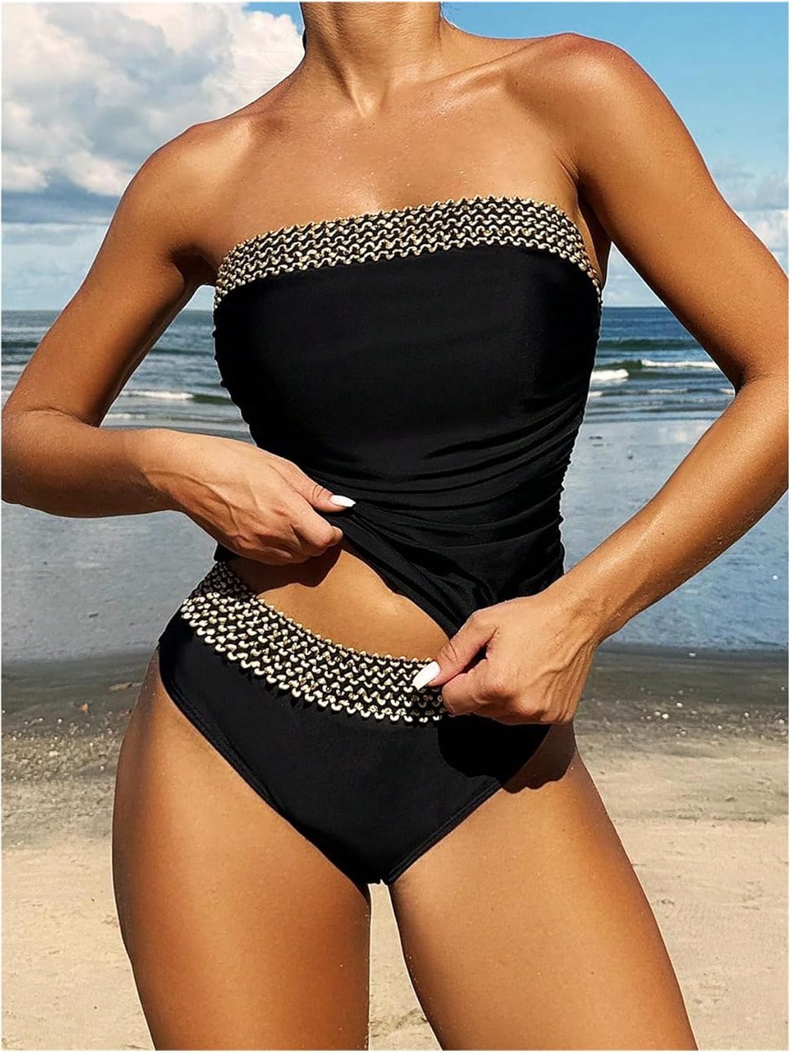 WDIRARA Women's 2 Piece Color Block Tankini Set Bandeau Strapless Ruched Bathing Swimsuit - Image 3