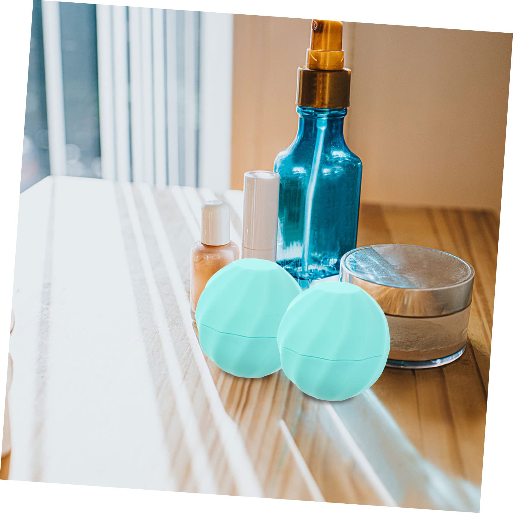 30 Stck Nachfüllbare Kugel Lippenbalsam Döschen aus Kunststoff Auslaufsichere Lippenpflege Aufbewahrungsbox Kompakt und Tragbar für Tasche und Handtasche