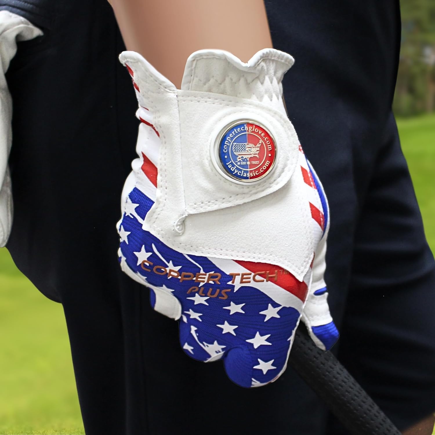 Copper Tech Plus Women's Golf Gloves – Patriotic National Flag Pattern with Ball Marker –Premium Copper Infused Womens Golf Gloves