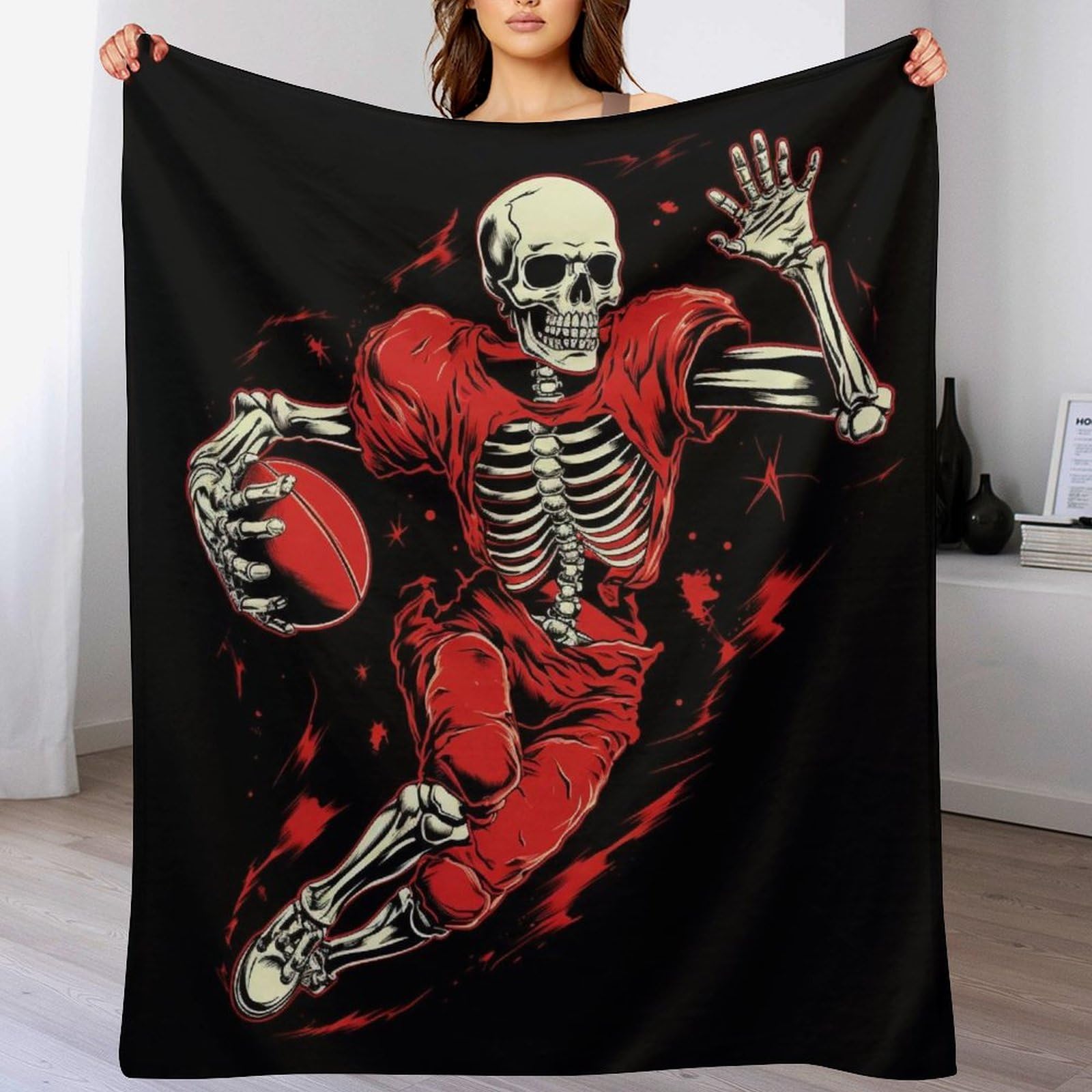Couverture polaire crâne rugby fini le froid sur le canape avec ce plaid