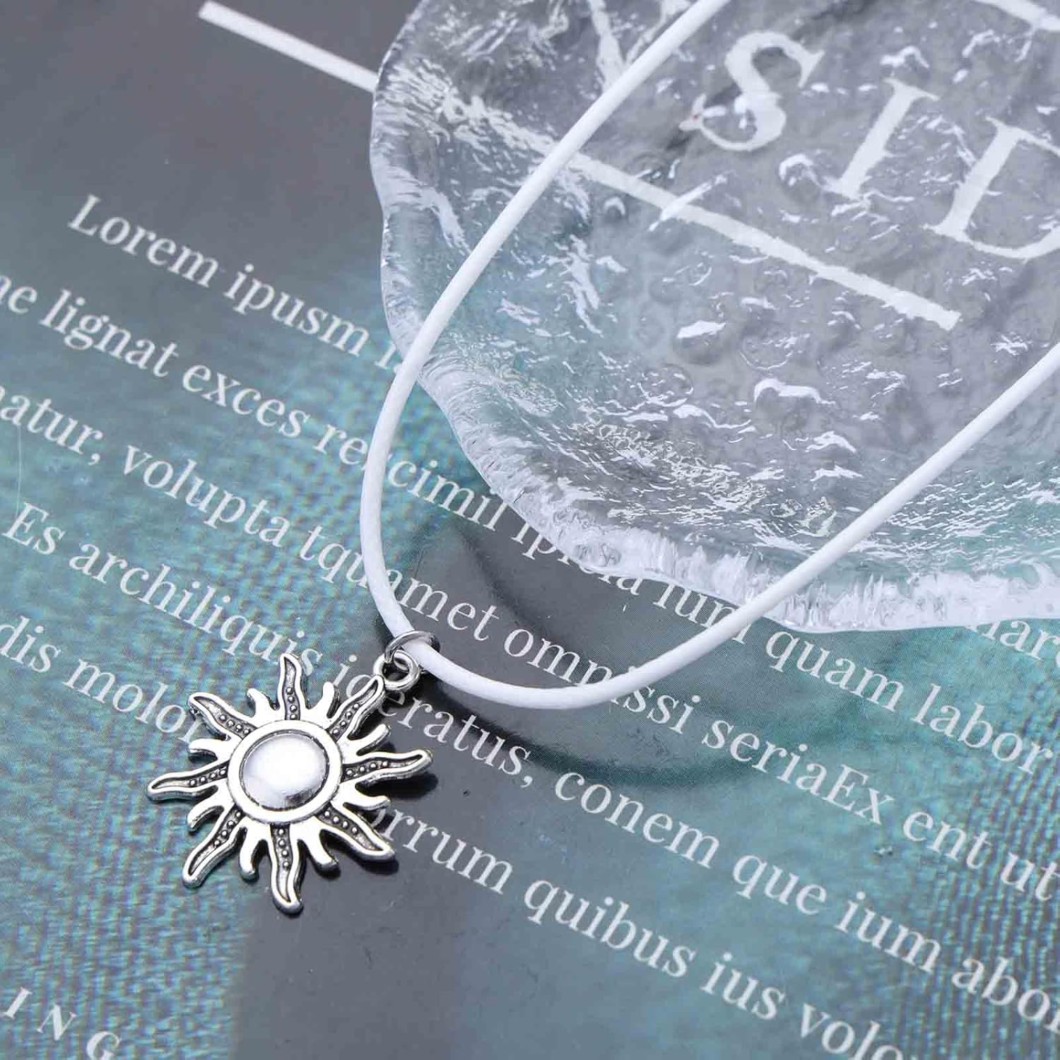 Boho Sunburst Choker Necklace Sunrise White Rope Necklace Vintage Sun Wax Waterproof Necklace Silver Sun Celestial Flower Pendant Necklace Jewelry for Women - Image 4