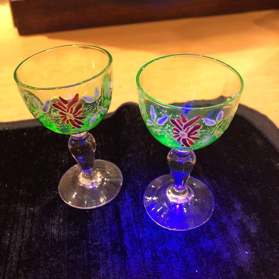 ウランガラス グラス2個組 ウランガラス グラス ガラスカップ 2個 ウランガラス グラス2個組 ウランガラス グラス ガラスカップ 2個