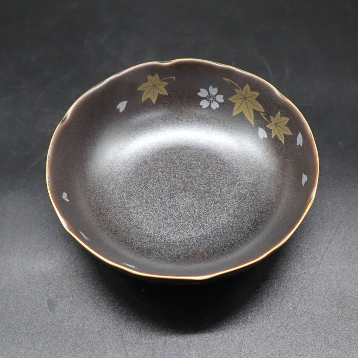 ※特別価格※食器 花盆 Amazon.co.jp: 陶磁器 銘々皿 5客 セットたち吉 947-070 花よせ