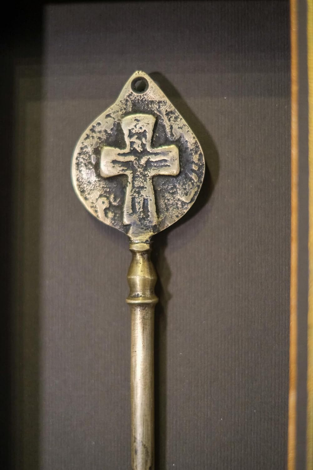 Generic Decorative Metal Key Wall Hanging, Stainless Steel Frame, for Living Spaces, Gold, AGE12900000