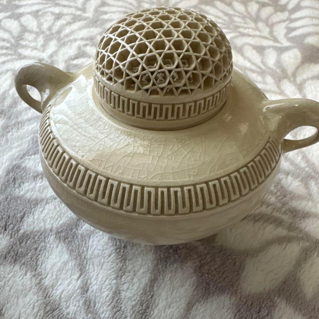 仁楓 白薩摩 香櫨 陶芸 薩摩焼 香道具 貫入 錦襴 2重透かし 仁楓 白薩摩 香櫨 陶芸 薩摩焼 香道具 貫入 錦襴 2重透かし