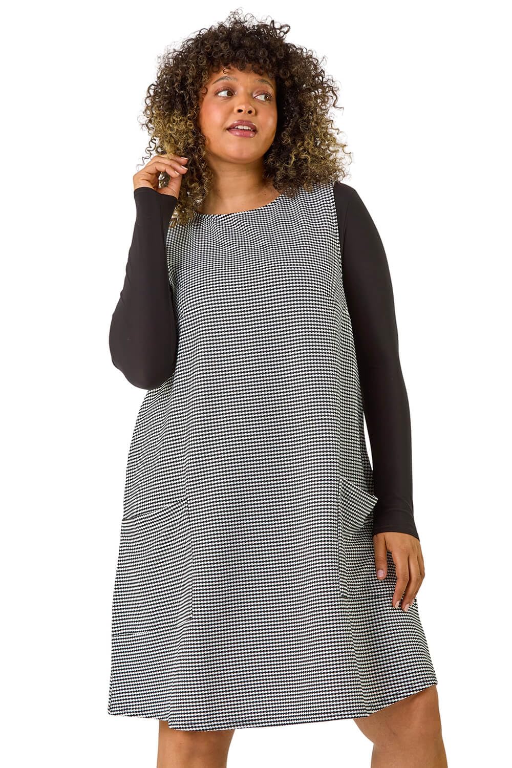 Roman Curve Women's Black Checkered Stretch Pocket Dress Size 18