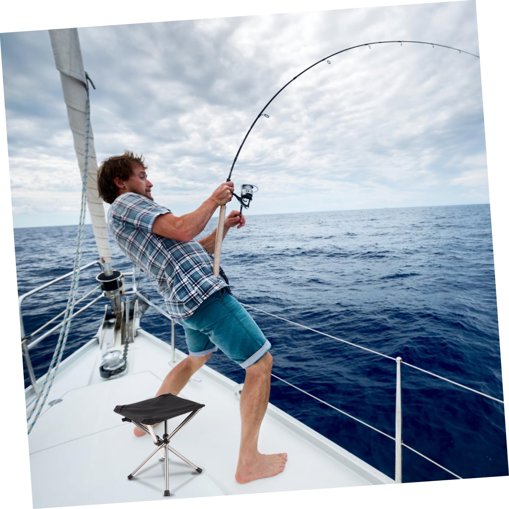 Toddmomy Sgabello da Pesca Pieghevole Portatile in Acciaio Inossidabile Nero, Pratico e Resistente per Picnic e Giardino, come Sedia da Campeggio Salvaspazio