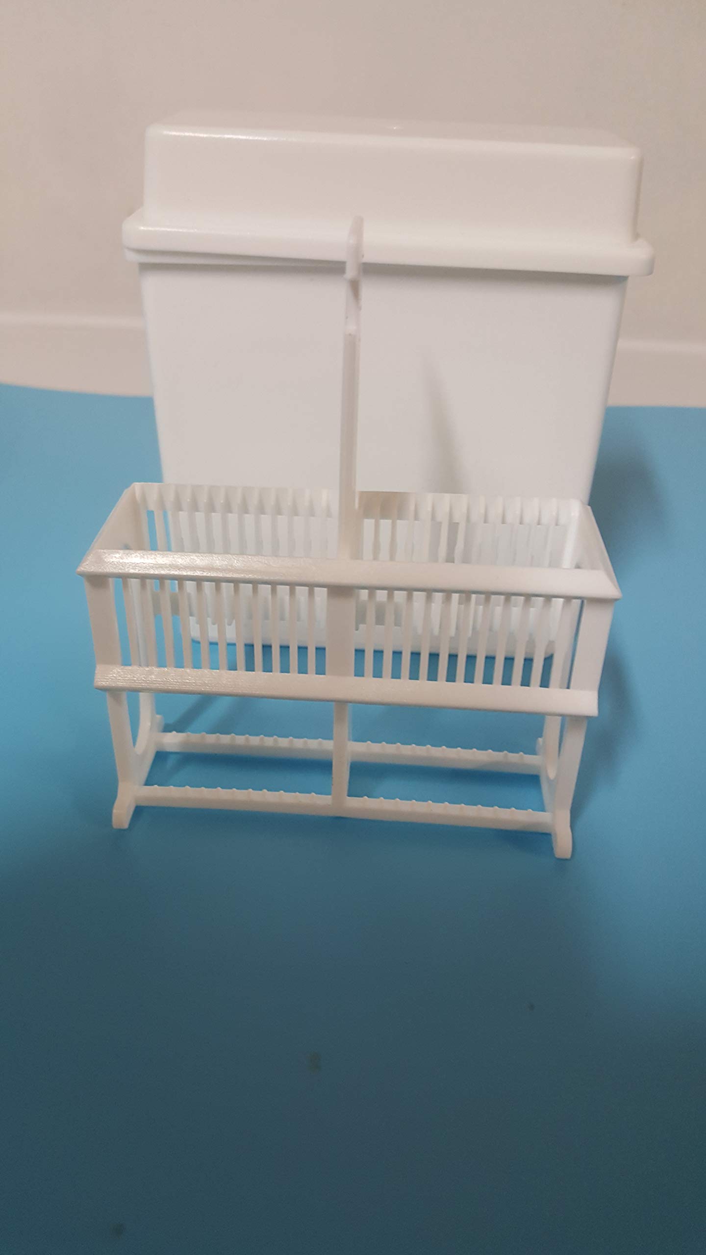 Gepe Glass Slide Mounts Set, 27 Boxes, 3 Sizes: 18 X 24 (#6101), 24 X 28 (#6803), 24 X 24 (#6301), Each Box Contains 20 Slides, Made in Sweden, Pink and White Striped, Educational/Scientific