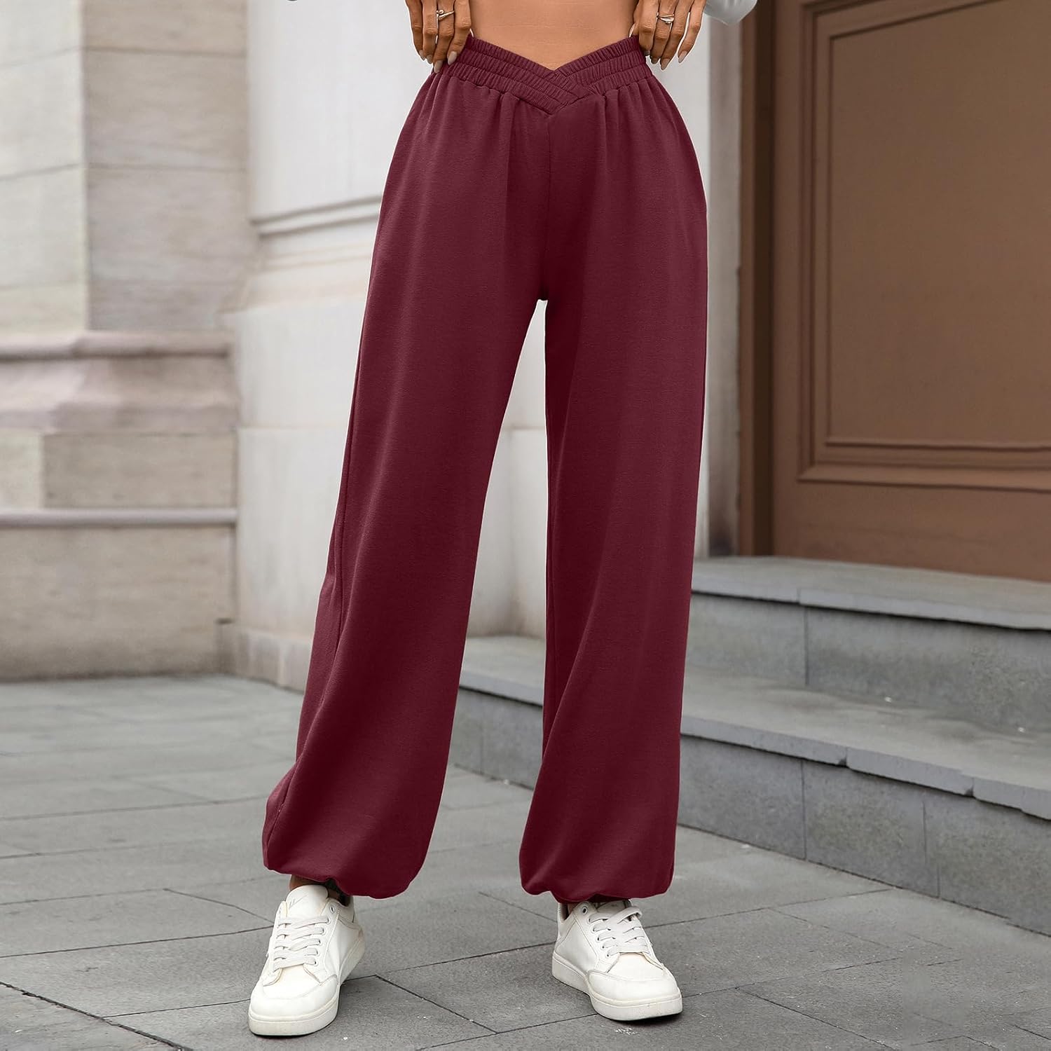 Women Wide Leg Sweatpants Loose Straight Leg Elastic Waisted Casual Travel Pants with Pockets