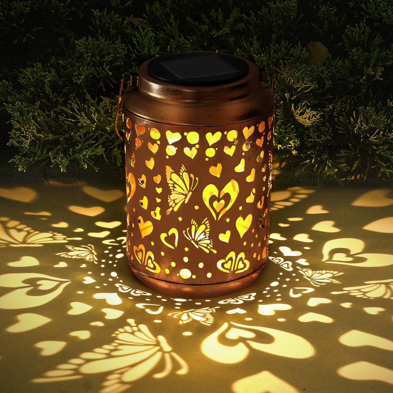 Solar Lanterns Outdoor, Love Mom Lantern Garden Decor Waterproof Decor Light Hanging Solar Lights Yard Decor, Christmas Gifts, Gifts for Women, Gifts for Mom, Gifts for Grandma