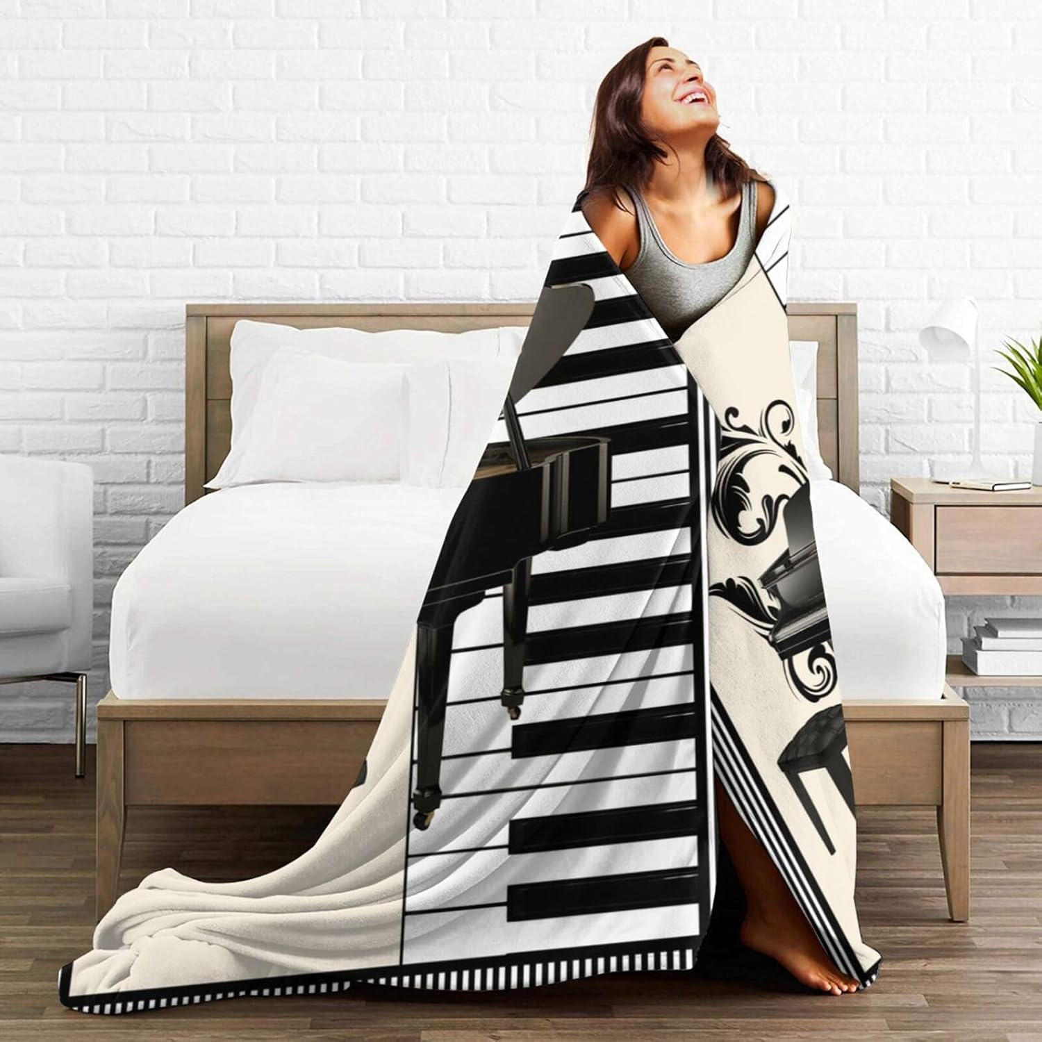 Piano Blanket for Girls Woman Piano Keys Throw Blanket Musical Stuff Decor Merch Cozy Flannel Soft Warm Plush Lightweight Bedding Piano Gifts for Boy Man Sofa Bedding Couch 60"X50"