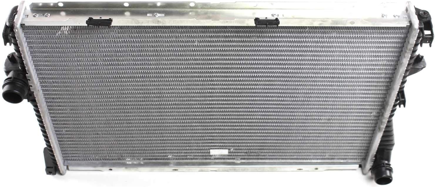 Garage-Pro Radiator Kit Compatible With 2001-2003 BMW 530i, For 2001-2003 BMW 525i, For 1999-2000 BMW 528i, with Fan Shroud, 6 Cyl. Eng