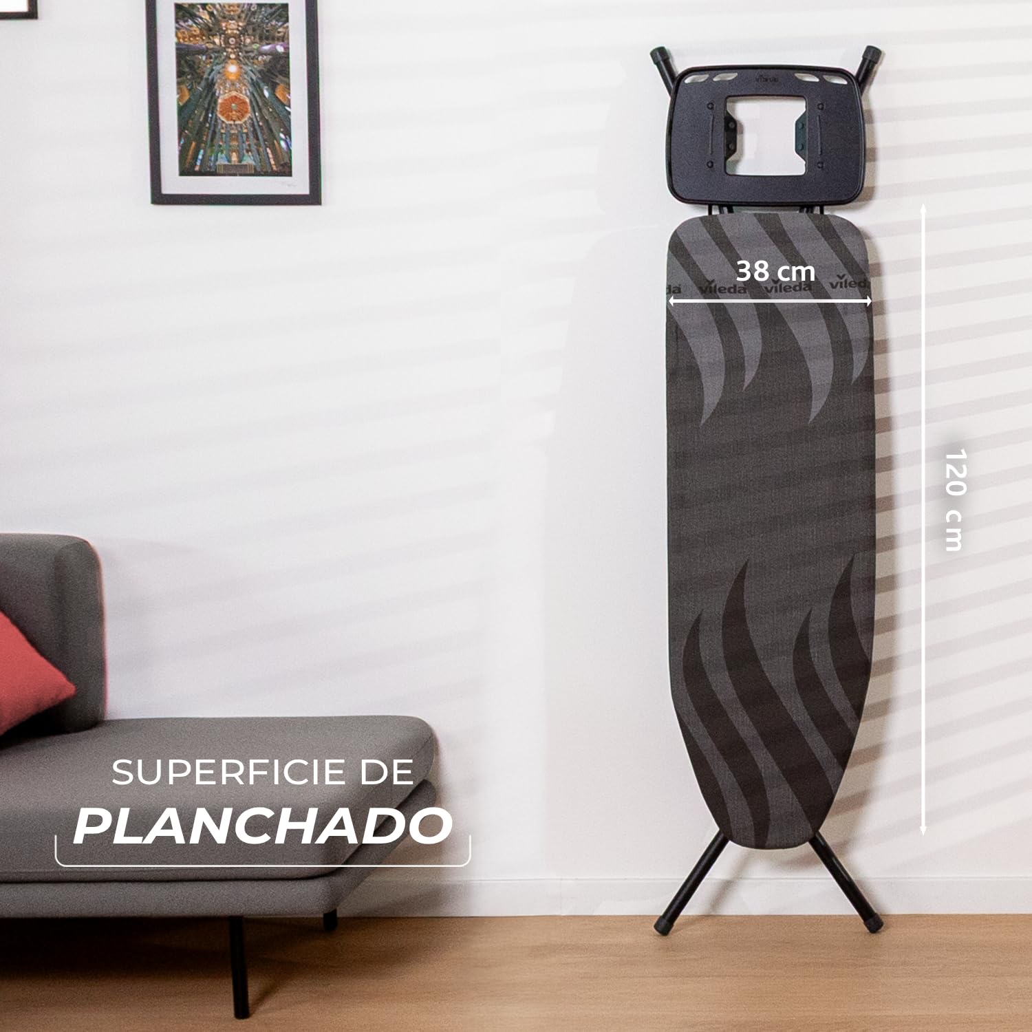 Vileda Tabla de Planchar Total Reflect Ultimate, Planchado Extra rápido, Extra Robusta, Superficie de Planchado Amplia, Altura Ajustable, Reposa Plancha XXL, Fácil de Plegar y de Guardar