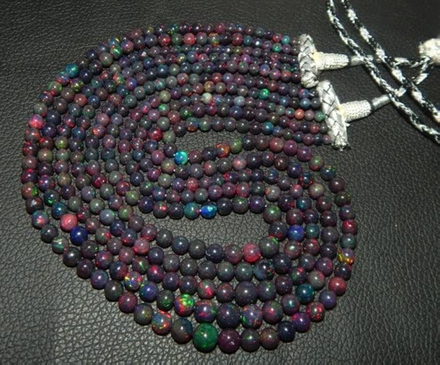 Opale noire d'Éthiopie ronde LKBEADS perles de 4-8 mm pour atelier bijoux bohèmes