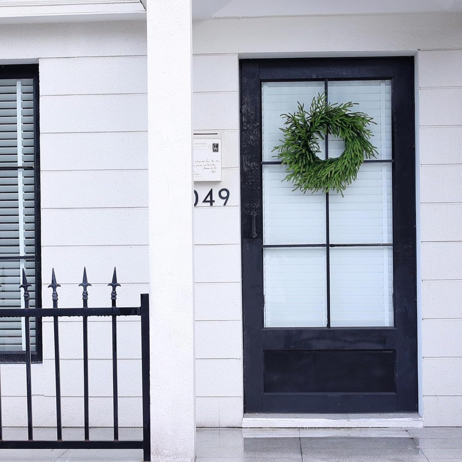 Corona di Pino Norfolk Real Touch - 24 "Natale Artificiale Ghirlanda di Pino Finto Verde per La Porta D'ingresso, Muro, Finestre, Decorazione Natalizia (Verde)