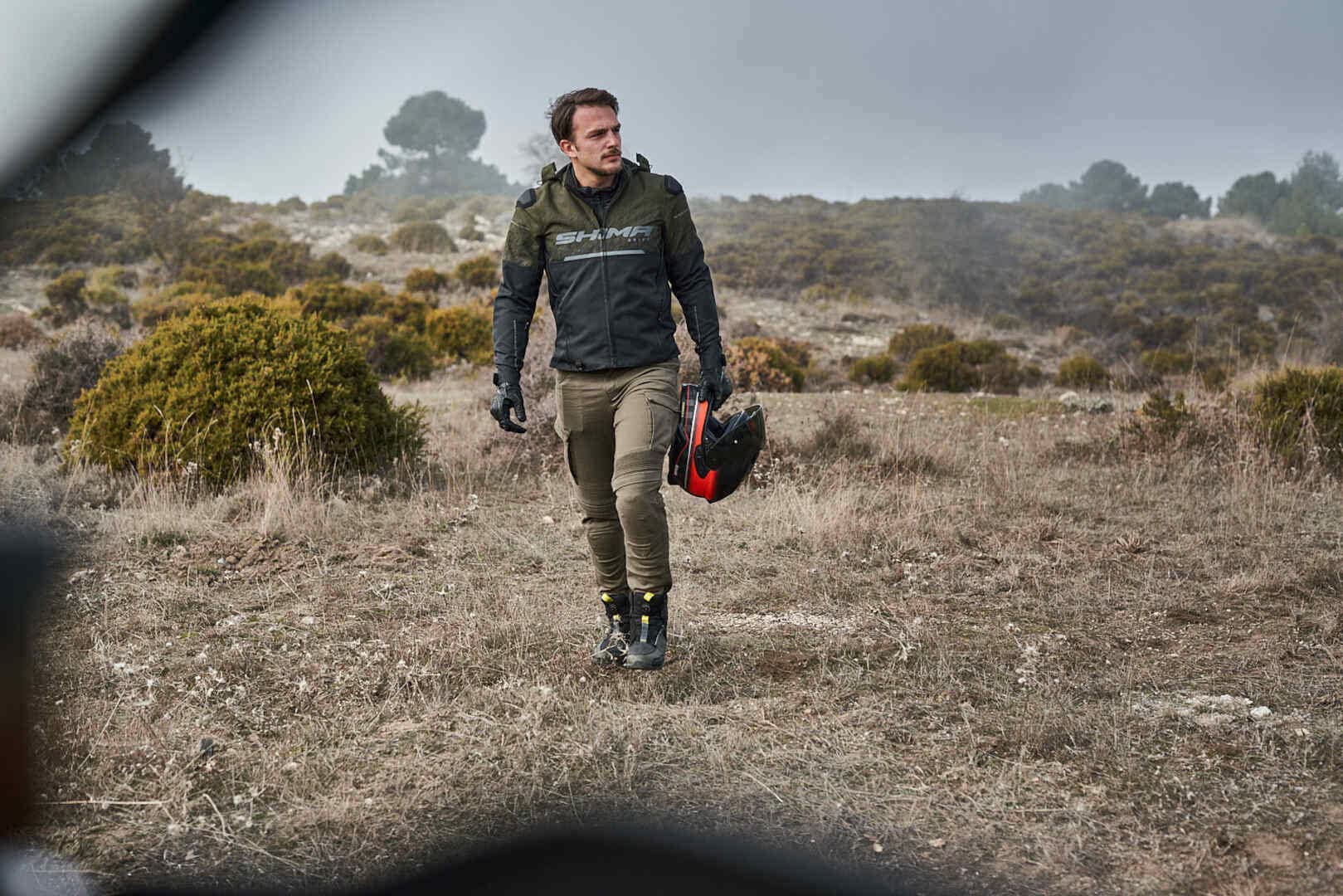 SHIMA GIRO 2.0 Motorradhose Herren - Elastische Regular Fit Cargo Biker Hose Männer mit DuraQLschicht, Knie und Hüft Protektoren, Oberschenkeltaschen (Khaki, 40)