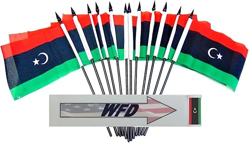 Miniatura 176 de Banderas de escritorio de Nicaragua, paquete de 12 banderas pequeñas de poliéster de 4 x 6 pulgadas en miniatura para mesa de oficina, pequeñas