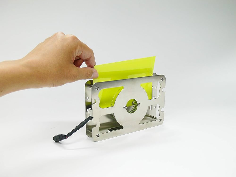 ルーチ　捕虫器　虫トラハク ルーチ・虫とらハクのご紹介| 株式会社 コクゴ