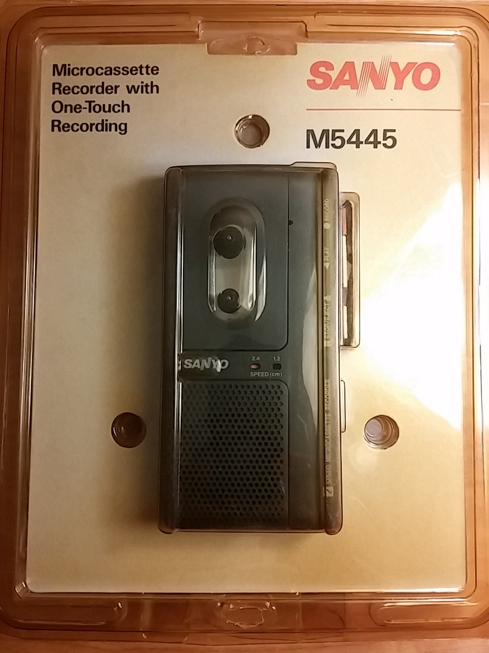 Amazon.com: Sanyo M5445 Microcassette Recorder with One-Touch