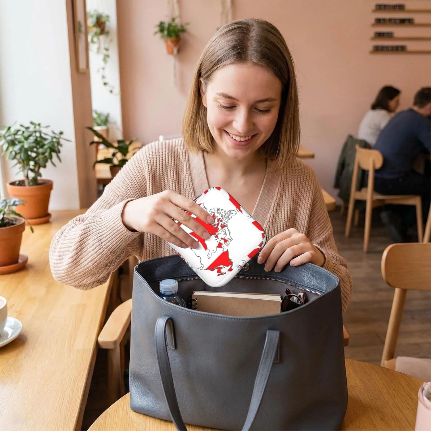 Canadian Flag Map Print Women Period Bag Sanitary Pouch Portable Pad Pouch Tampon Holder Small Zipper Pouch Storage Bag