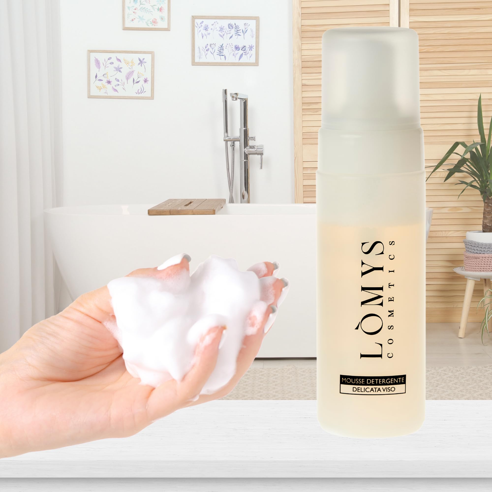 Lòmys Cosmetics - Mousse Detergente Viso - Schiuma Purificante e Idratante per una Pulizia Profonda, Formula Soffice per Tutti i Tipi di Pelle, Skincare, Struccante Viso e Occhi