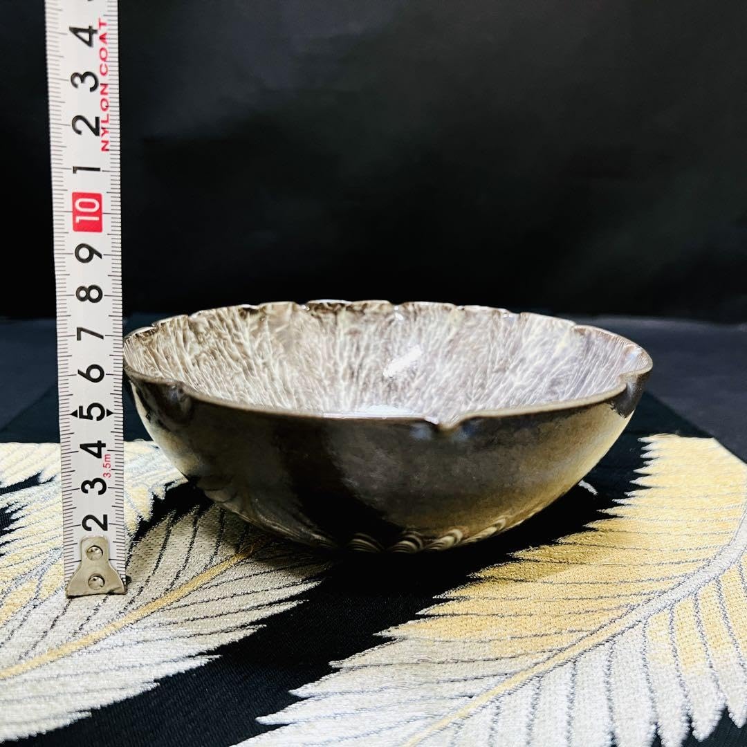 【未使用品】臥牛窯 現川焼 刷毛目 鉢 十三代 横石臥牛 9704] 豊瑞軒 十三代横石臥牛 香合 現川焼 臥牛窯 - 広田屋