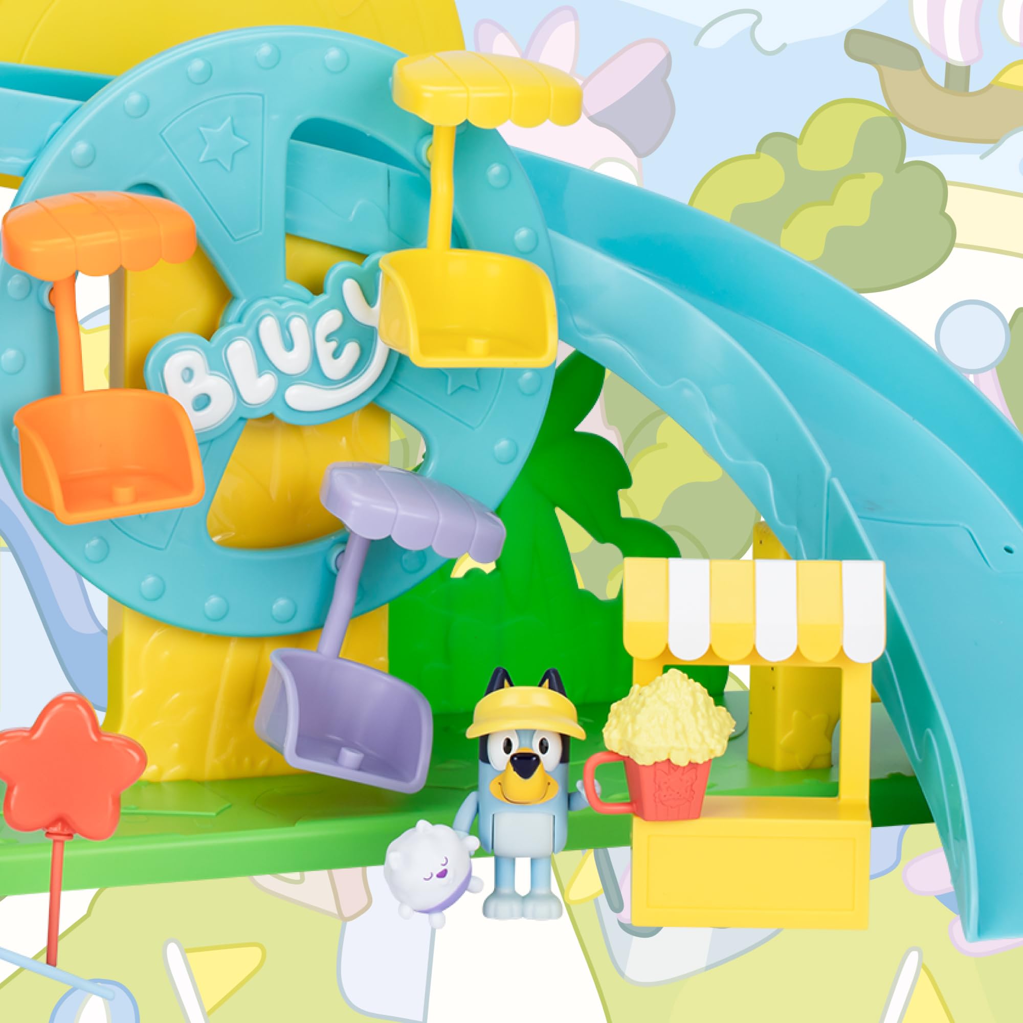 Bluey - Theme Park, Parque Temático, Parque Acuático con 2 Toboganes y Accesorios, Incluye Figurita Bingo, Puesto de Piruletas y Más, Famosa (BLY84000)