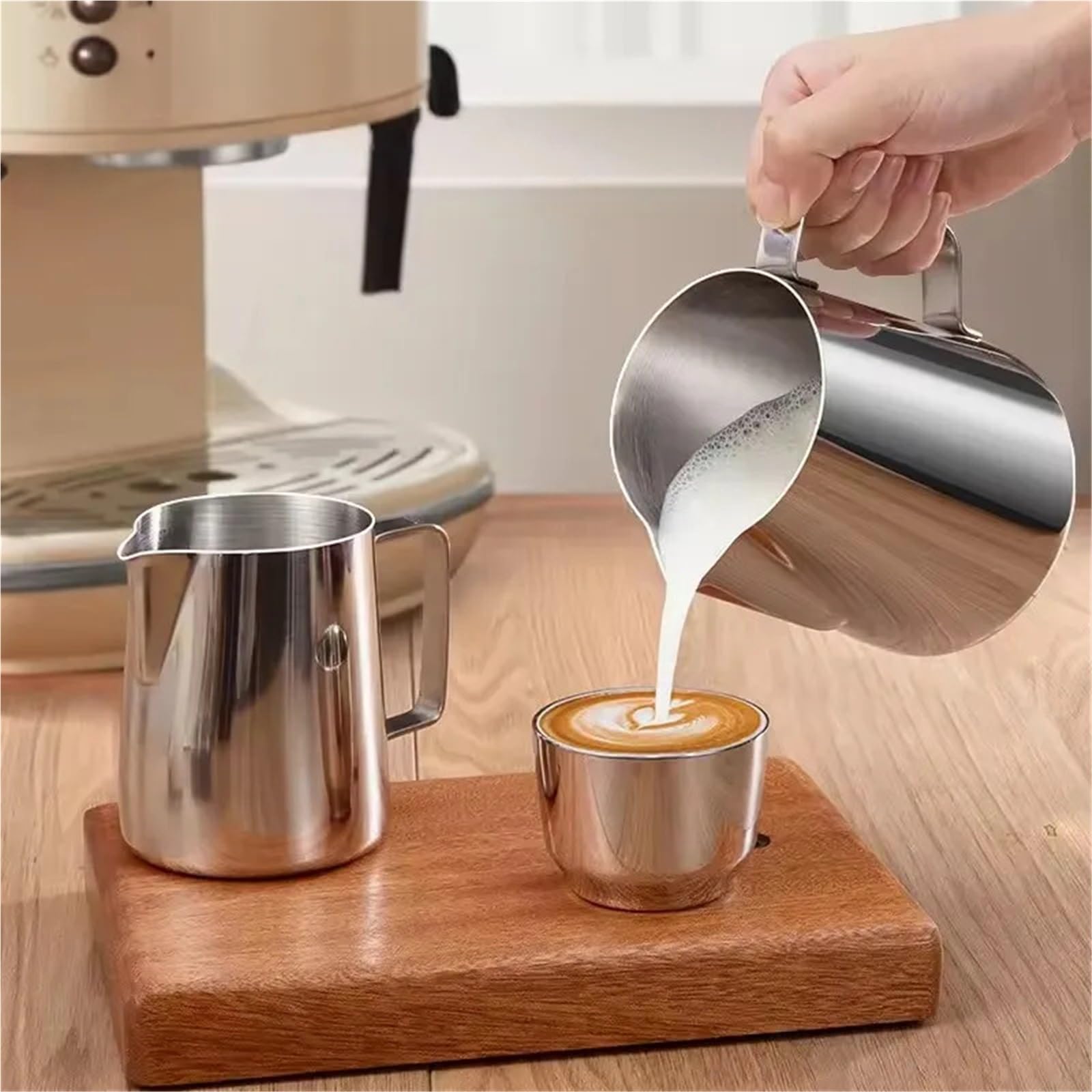 Milchschaum Kanne 100/350/600 ml Edelstahl-Aufschäumkännchen for Kaffee und Latte Art(350ml)