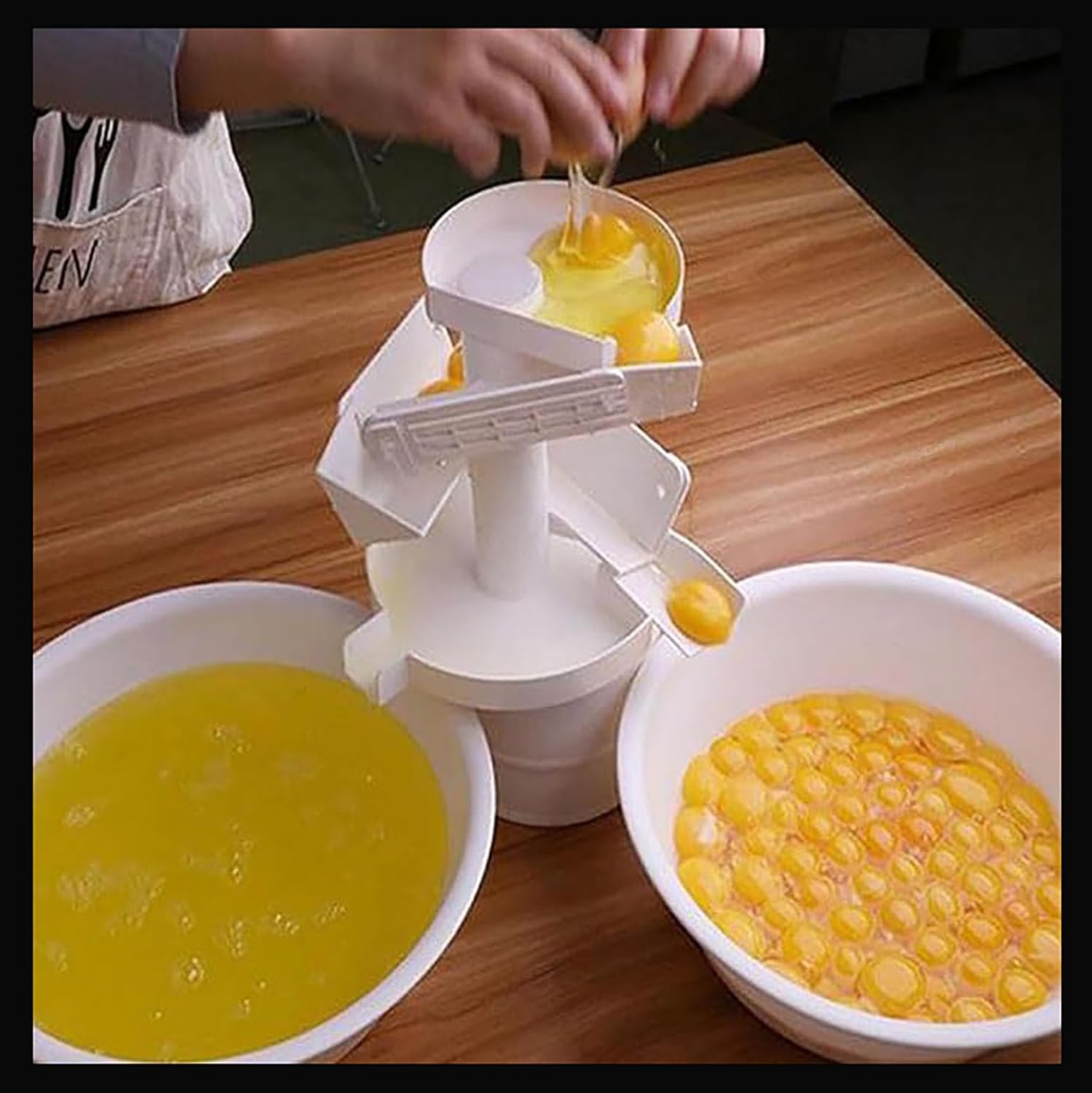 Egg Yolk Separator, Bowl-Clip Egg White & Yolk Separator Strainer, Plastic Egg Separator for Baking, Cooking, Restaurants & Home Kitchen Tools