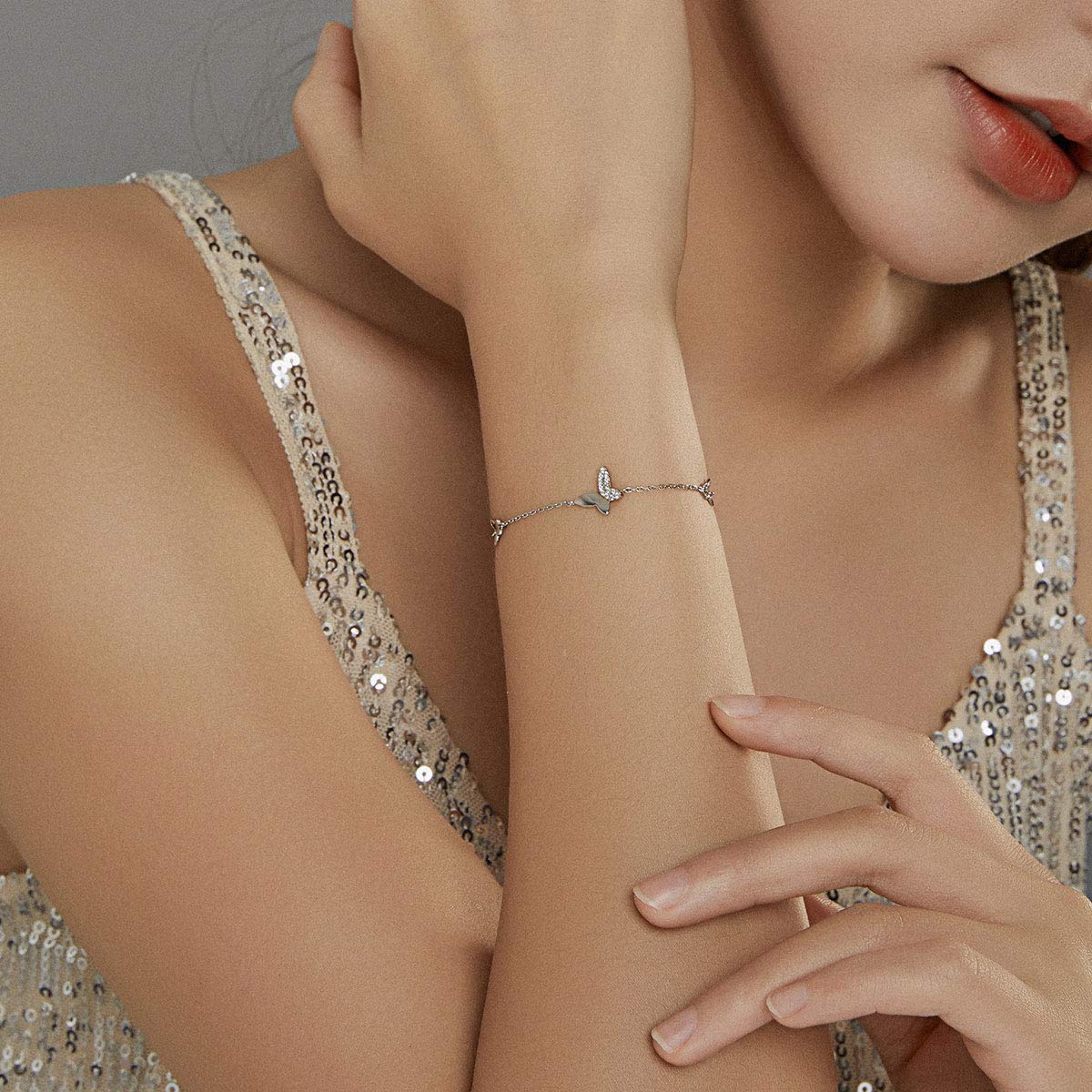 LYGBAOFUL Pulsera de Cadena con Cierre de Langosta para Mujer, de Plata de Ley 925, Mariposa voladora, joyería de Plata OOTD Popular, Regalo Femenino