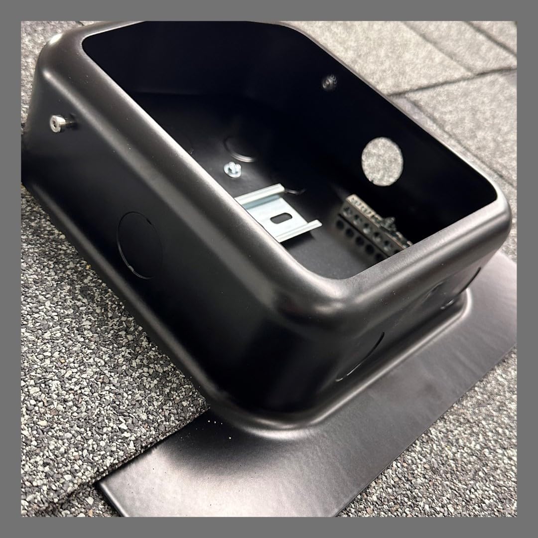 SolaDeck 0599B UL50 Type 3R Roof Mount PV Junction Box in Black